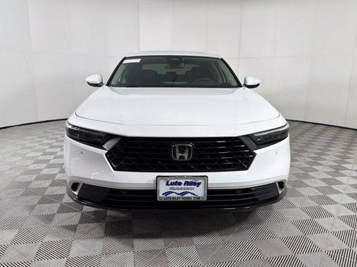 Platinum White Pearl 2026 Honda Accord Hybrid Touring