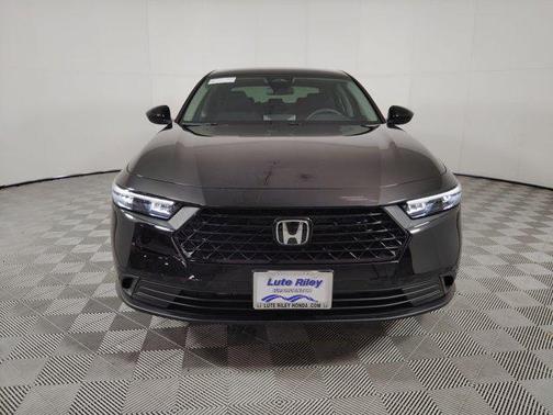2025 Honda Accord LX 1.5T
