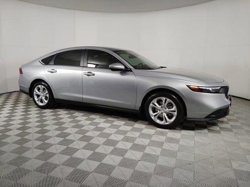 2025 Honda Accord LX 1.5T