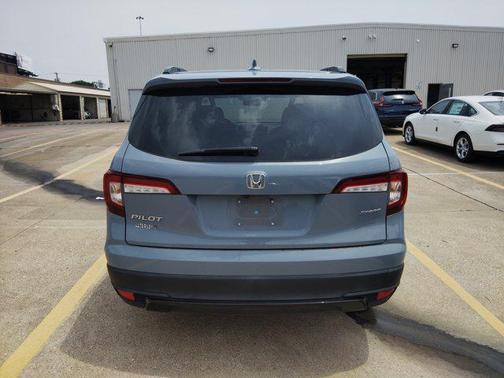2022 Honda Pilot 2WD Sport