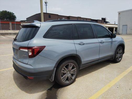 2022 Honda Pilot 2WD Sport