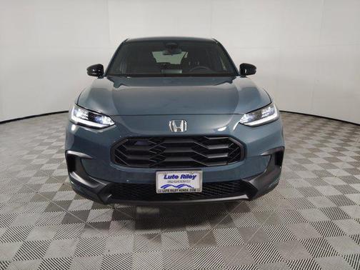 2025 Honda HR-V 2WD Sport