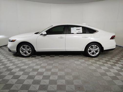 2025 Honda Accord LX 1.5T