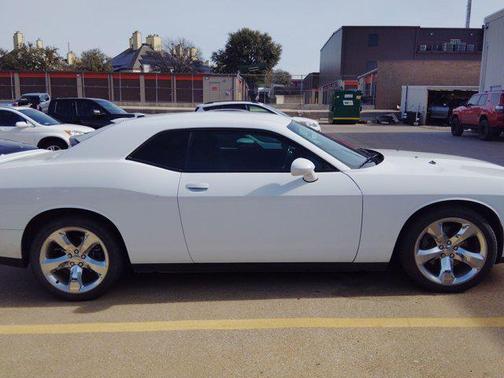 2014 Dodge Challenger SXT