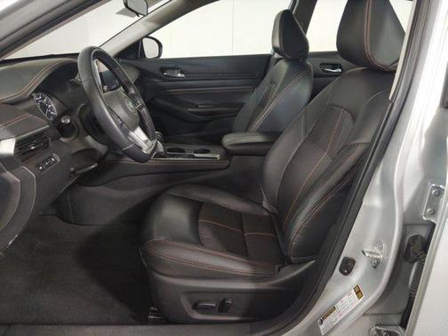 2020 Nissan Altima SR FWD