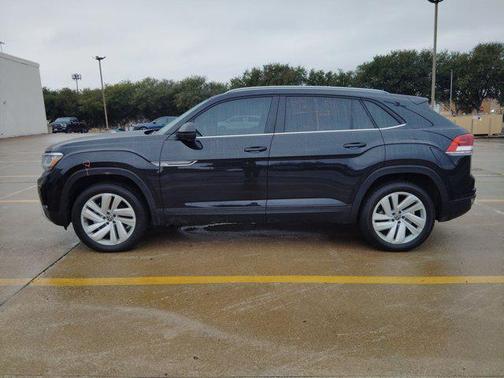 2022 Volkswagen Atlas Cross Sport 3.6L V6 SE w/Technology