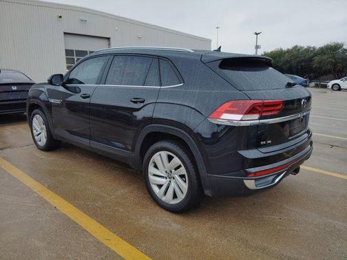 2022 Volkswagen Atlas Cross Sport 3.6L V6 SE w/Technology