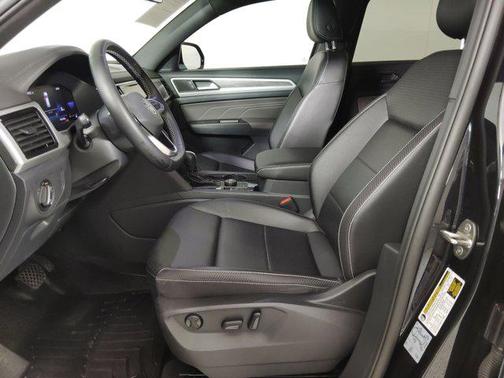 2022 Volkswagen Atlas Cross Sport 3.6L V6 SE w/Technology