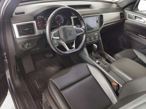 2020 Volkswagen Atlas Cross Sport 3.6L V6 SE w/Technology