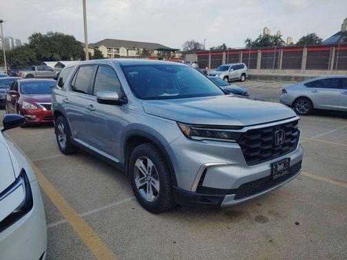 2023 Honda Pilot 2WD EX-L 8 Passenger