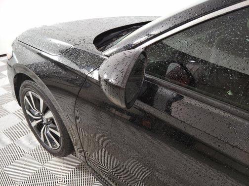 2022 Honda Civic EX-L