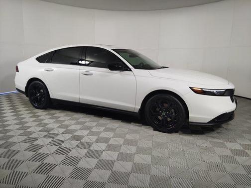 2025 Honda Accord Sport SE 1.5T