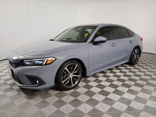 2022 Honda Civic Touring