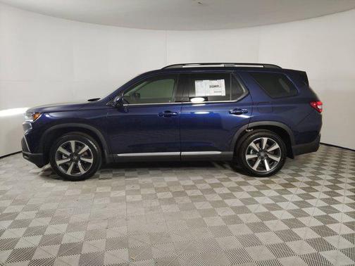 2025 Honda Pilot Touring 8-Passenger