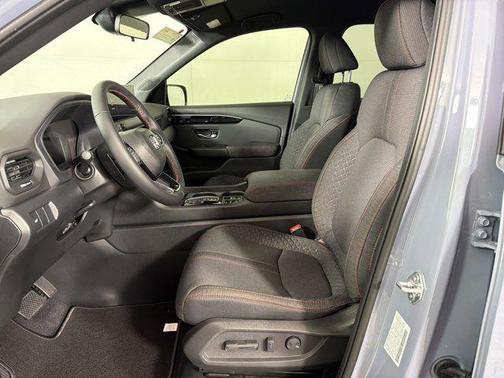 Sonic Gray Pearl 2026 Honda Pilot Sport