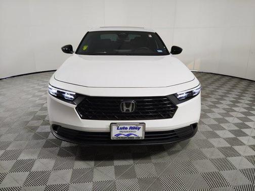 2023 Honda Accord Hybrid Base