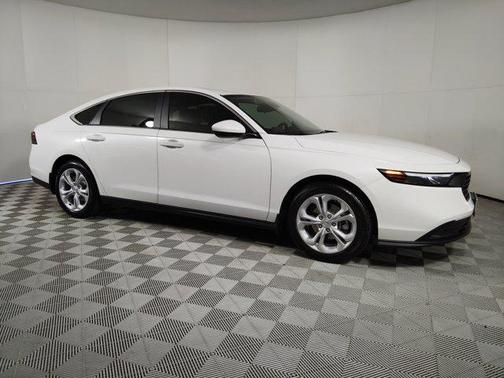 2025 Honda Accord LX 1.5T