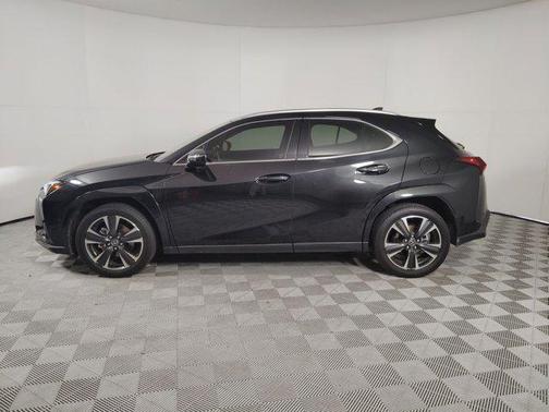 2025 Lexus UX 300h Premium