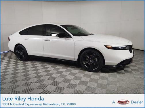 2025 Honda Accord Hybrid Base