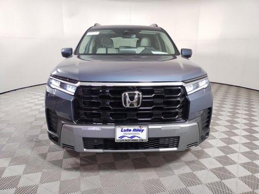 2026 Honda Pilot Touring 8-Passenger