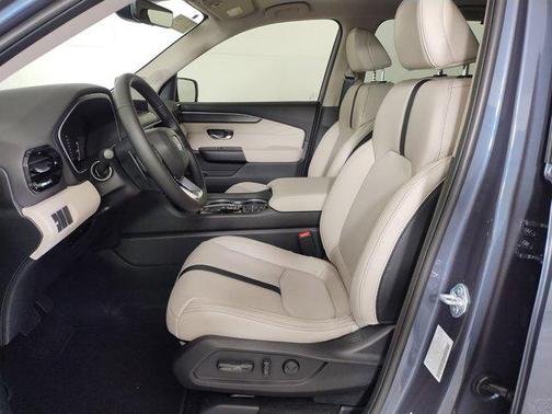 2026 Honda Pilot Touring 8-Passenger