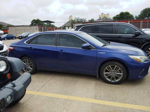 2015 Toyota Camry Hybrid SE