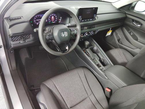 2025 Honda Accord LX 1.5T