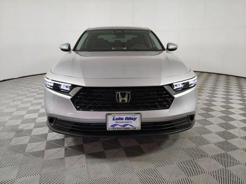 2025 Honda Accord LX 1.5T