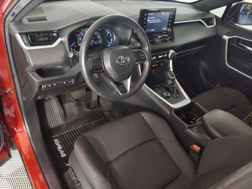 2022 Toyota RAV4 Prime SE
