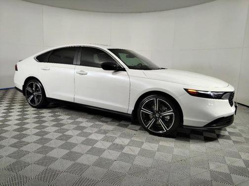 2025 Honda Accord Hybrid Base