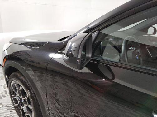 2025 BMW X2 xDrive28i