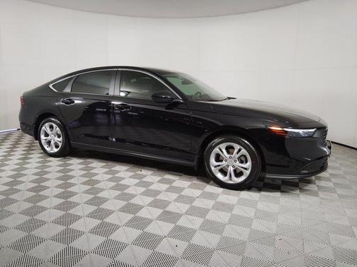 2025 Honda Accord LX 1.5T