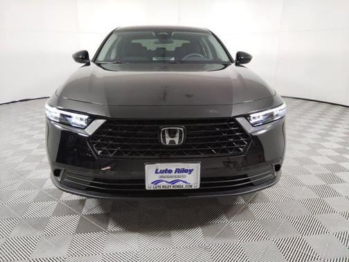 2025 Honda Accord LX 1.5T