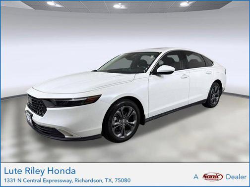 Platinum White Pearl 2023 Honda Accord EX