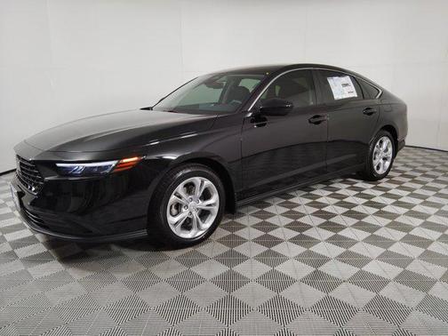 2025 Honda Accord LX 1.5T