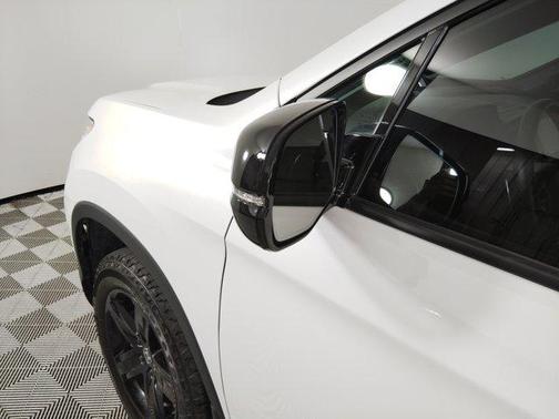 2023 Honda Ridgeline Black