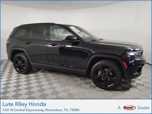 2023 Jeep Grand Cherokee Altitude