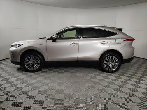 2021 Toyota Venza XLE