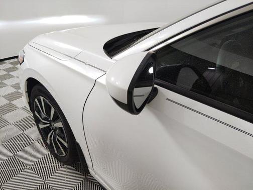 2023 Honda Civic EX-L