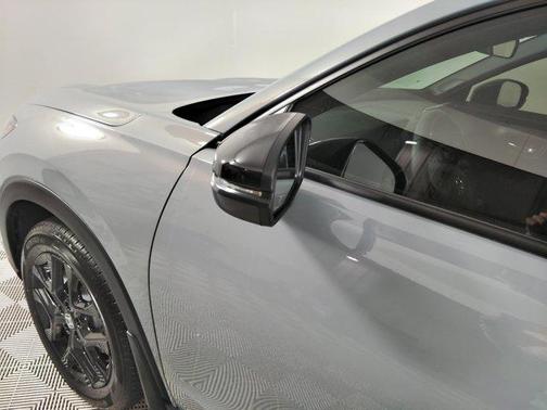 2025 Honda HR-V 2WD Sport