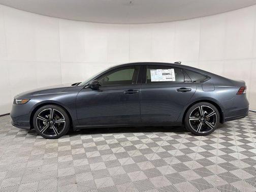Meteorite Gray Metallic 2026 Honda Accord SE