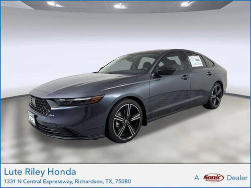 Meteorite Gray Metallic 2026 Honda Accord SE