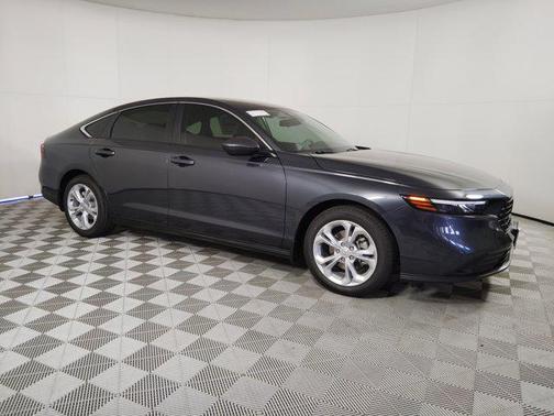 2025 Honda Accord LX 1.5T