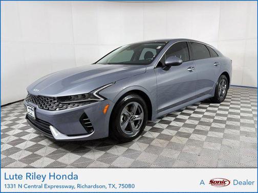 Everlasting Silver 2023 Kia K5 LXS