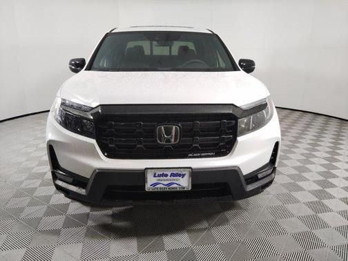2025 Honda Ridgeline Black