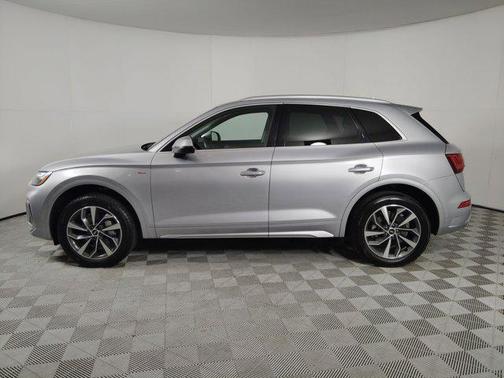 2022 Audi Q5 45 S line Premium Plus