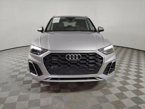 2022 Audi Q5 45 S line Premium Plus