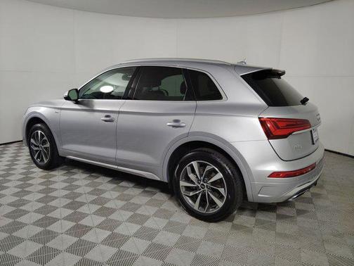 2022 Audi Q5 45 S line Premium Plus