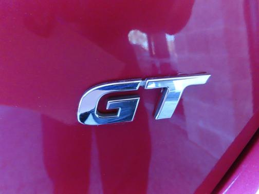 Red 2016 Hyundai Elantra GT Base