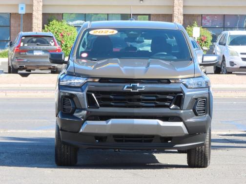 2024 Chevrolet Colorado WT